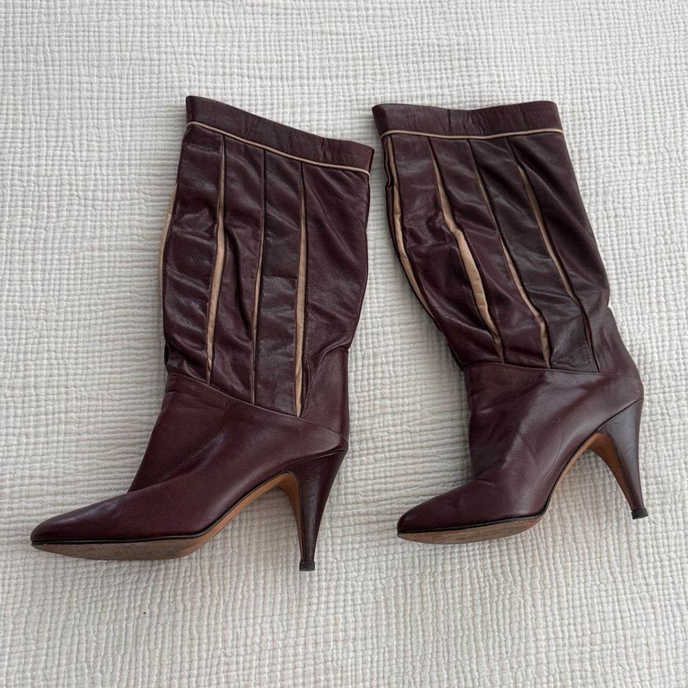 VNTG Women's Burgundy Leather Mid-Calf Heeled Boots EUC